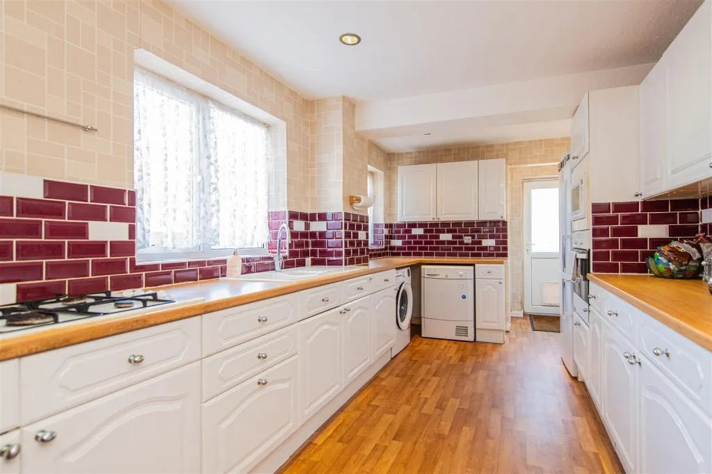 Deeble Road, Kettering, photo 4