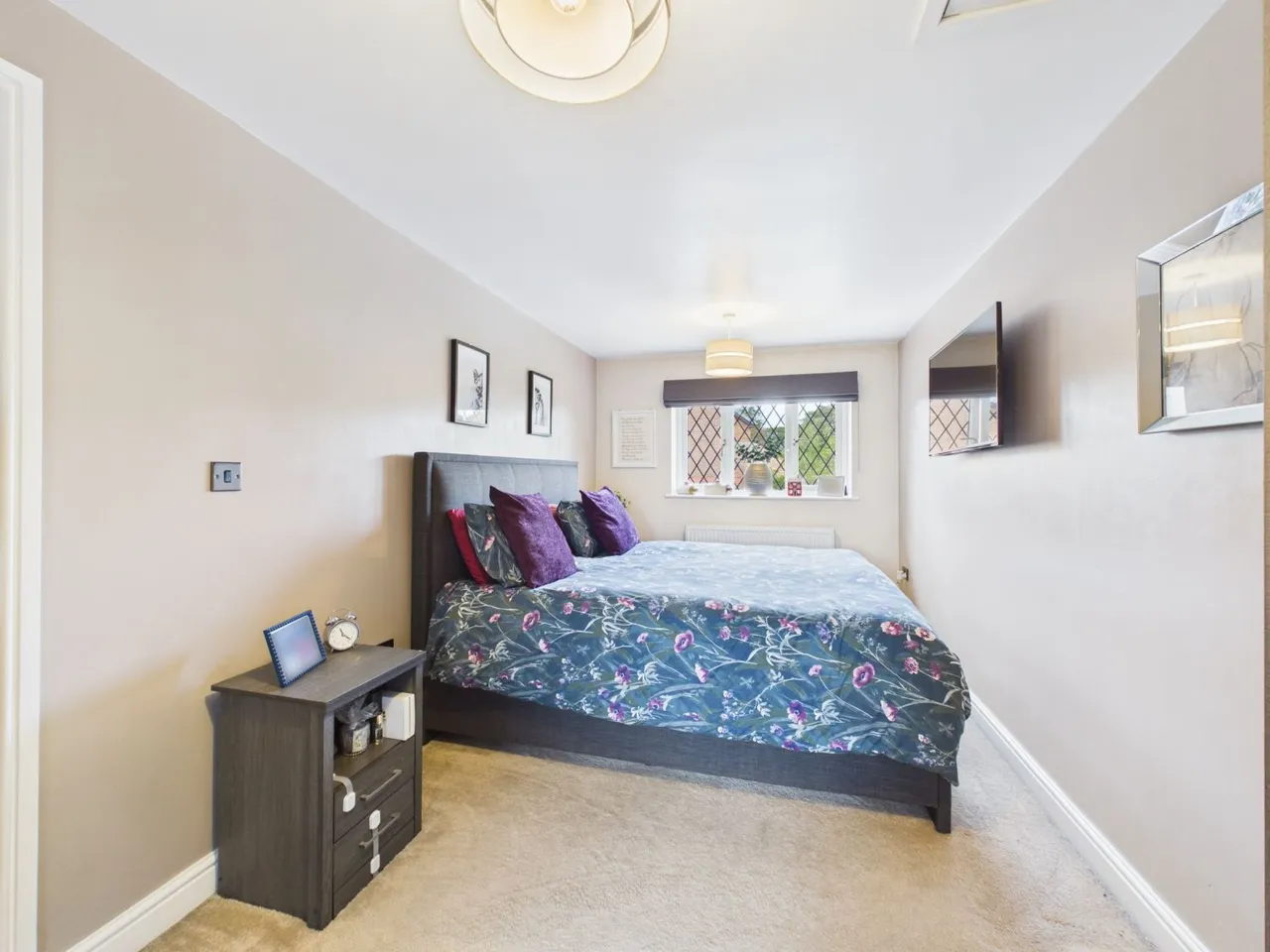 Firethorn Drive, Hyde, SK14, photo 12