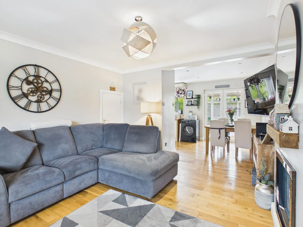 Firethorn Drive, Hyde, SK14, photo 2