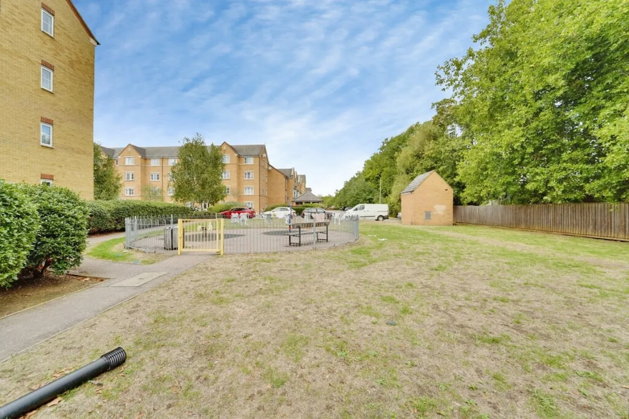 Henley Road, Bedford, MK40, photo 19