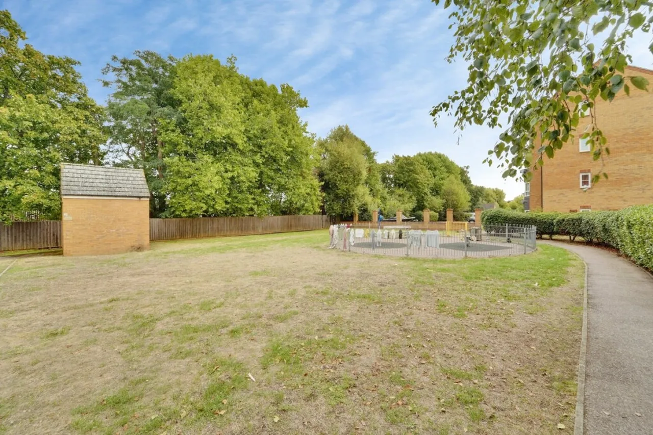 Henley Road, Bedford, MK40, photo 17