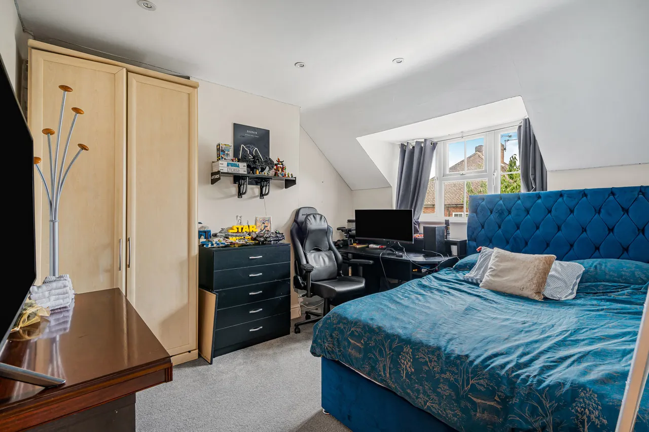 South Avenue, Farnham, GU9, photo 8