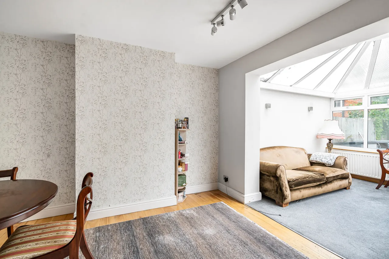 South Avenue, Farnham, GU9, photo 6
