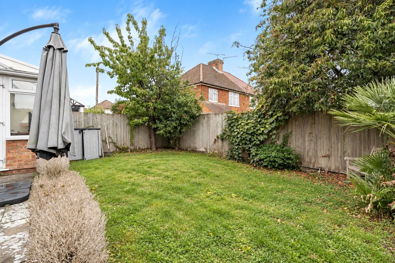 South Avenue, Farnham, GU9, photo 14