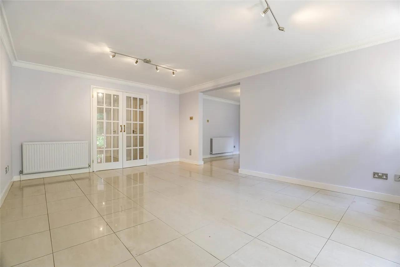 London Road, St. Albans, Hertfordshire, AL1 1TS, photo 6