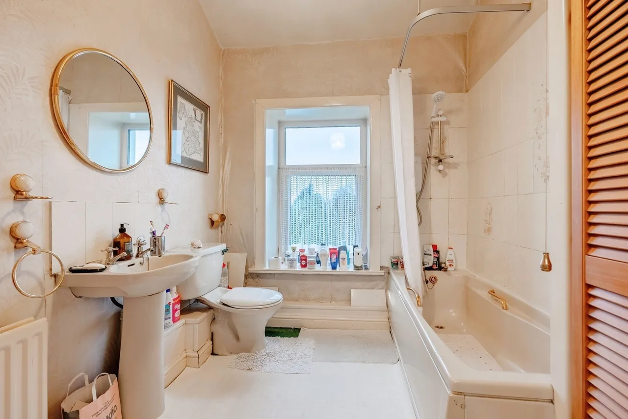 Higher Reedley Road, Brierfield, Nelson, Lancashire, BB9, photo 9