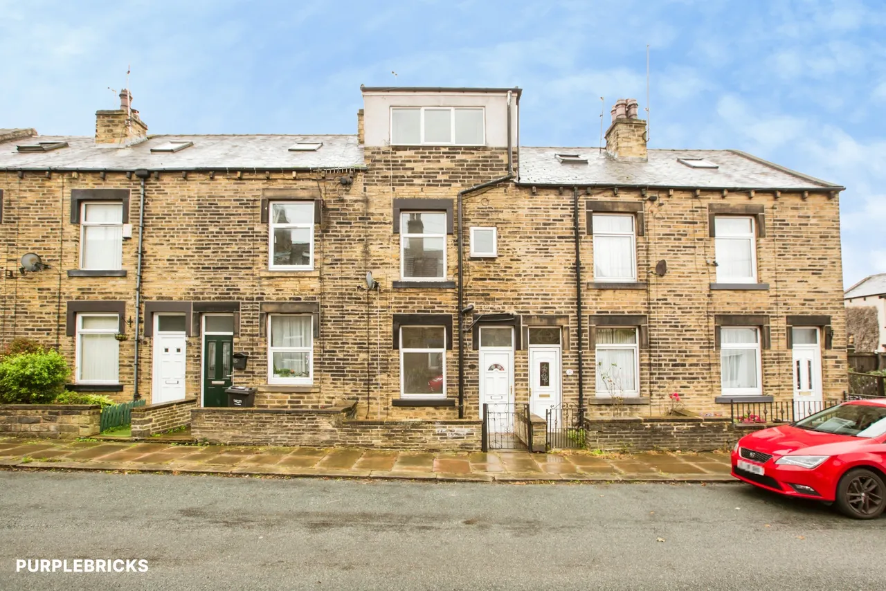 4 bed house for sale, Turnpike Street, Elland, HX5