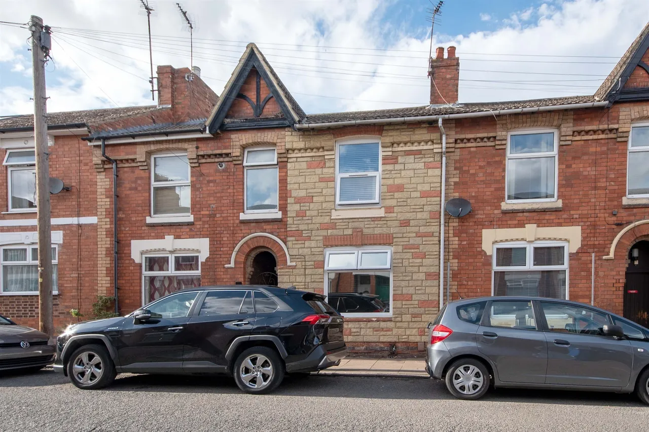3 bed house for sale, Regent Street, Kettering, NN16