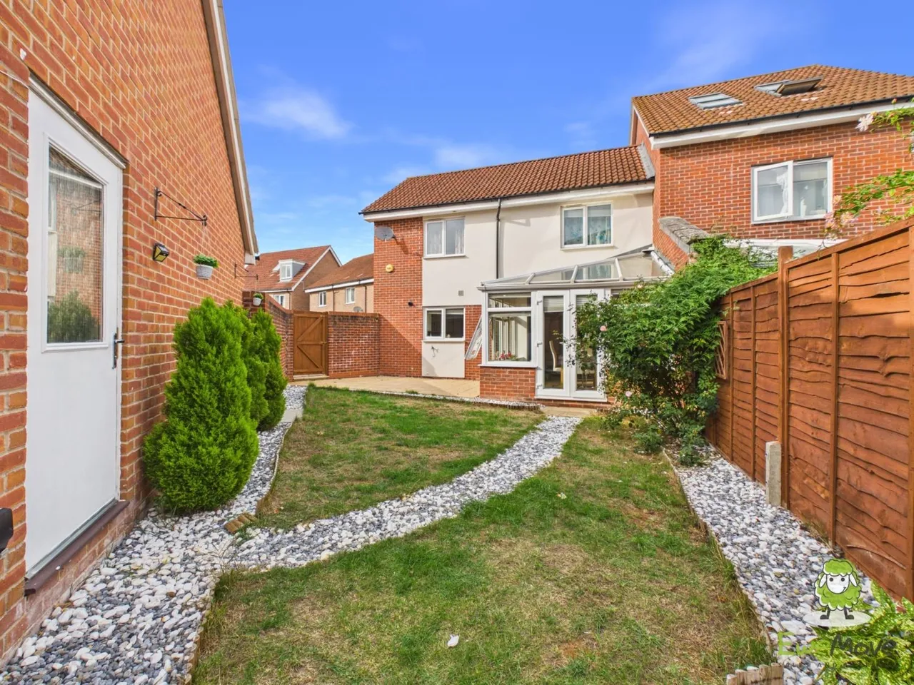 Edmund Court, Basingstoke, RG24, photo 27