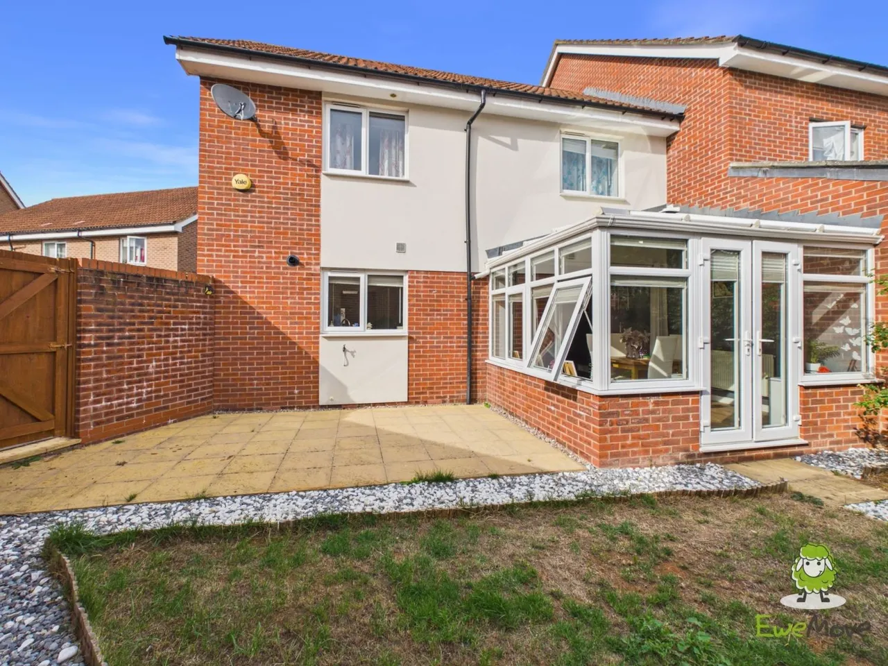 Edmund Court, Basingstoke, RG24, photo 28