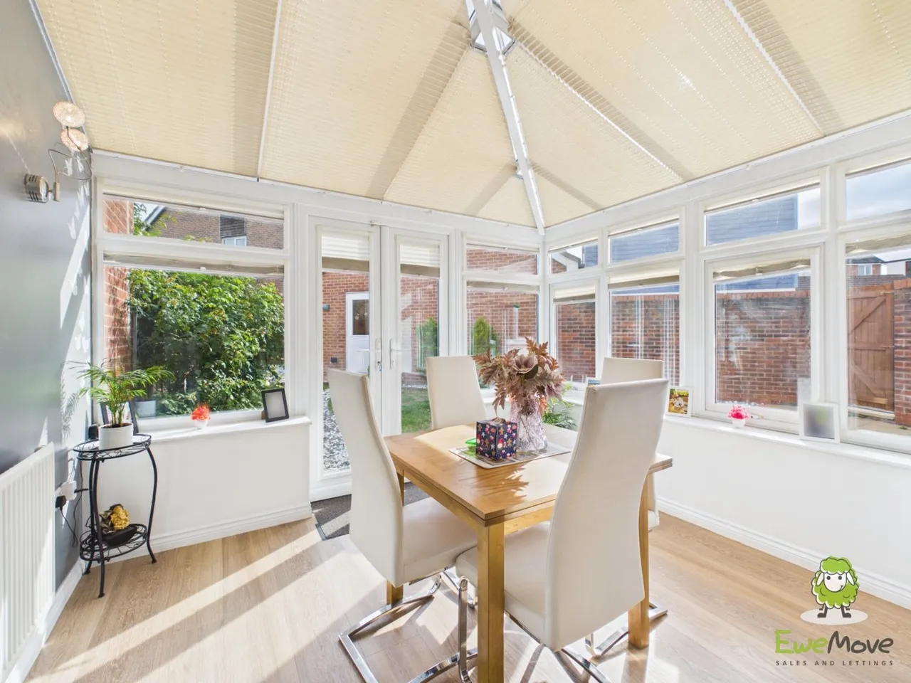 Edmund Court, Basingstoke, RG24, photo 12