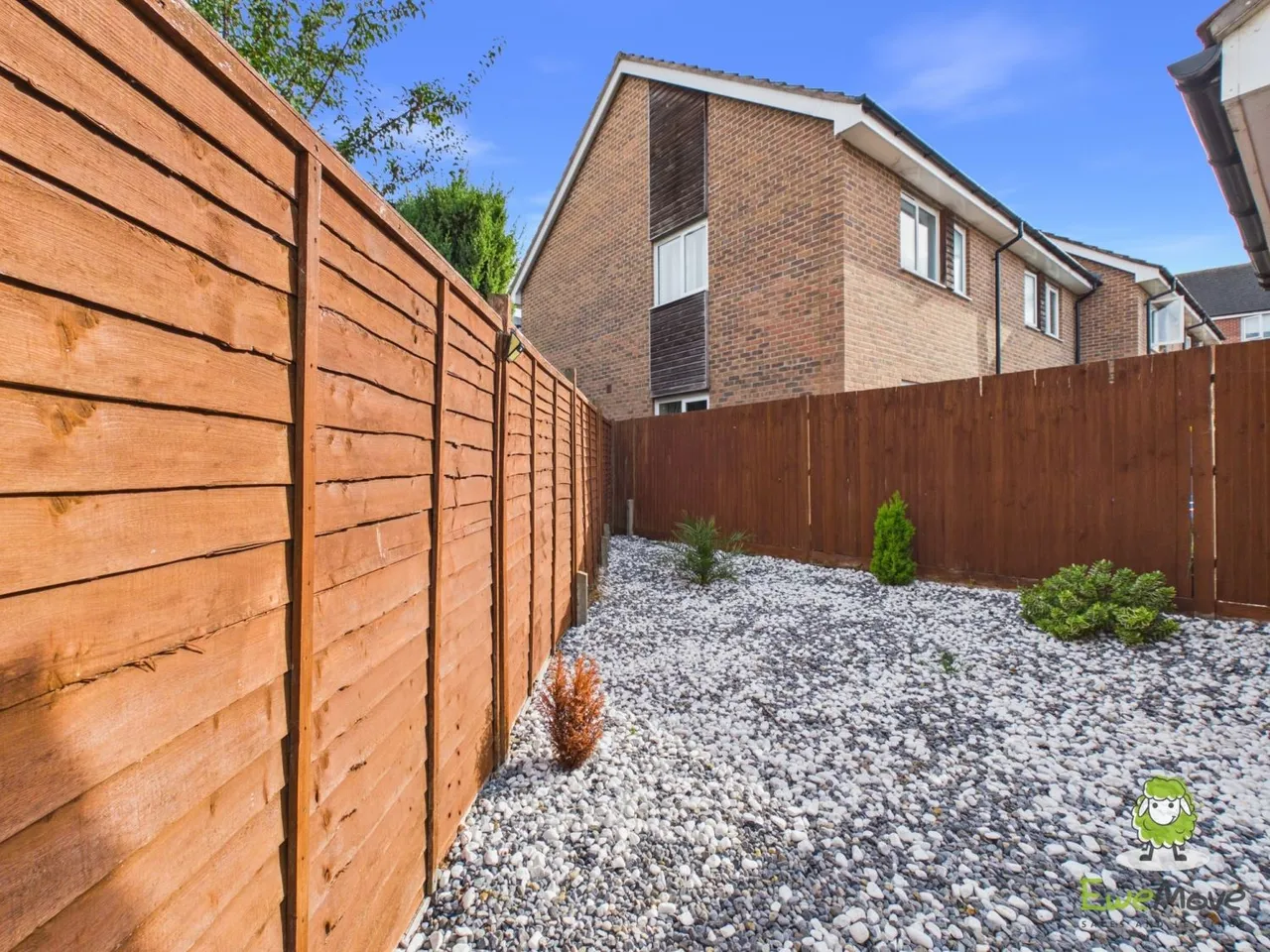 Edmund Court, Basingstoke, RG24, photo 26