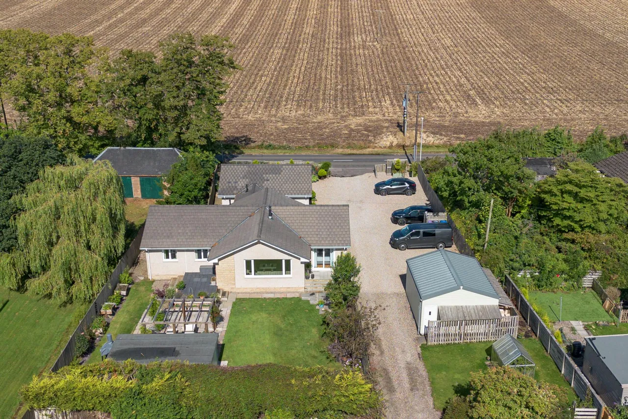 Main Road, Westmuir, DD8, photo 40