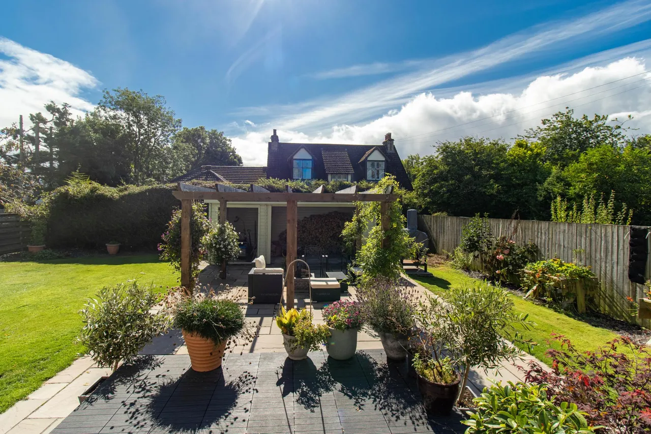 Main Road, Westmuir, DD8, photo 31