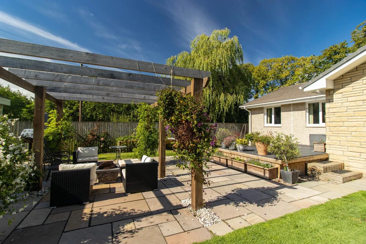 Main Road, Westmuir, DD8, photo 26