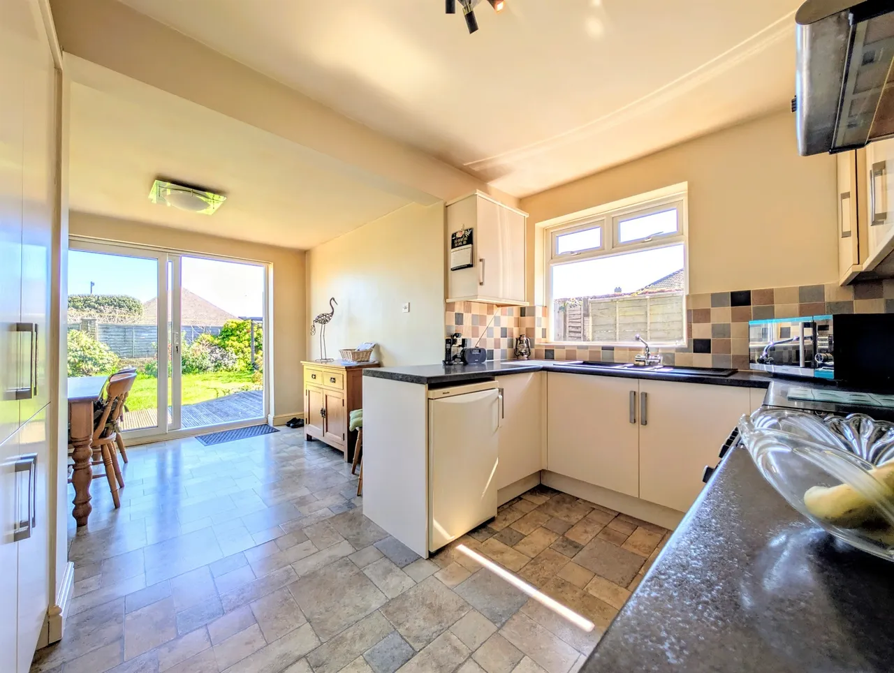 Meadow Road, Worthing, BN11, photo 2