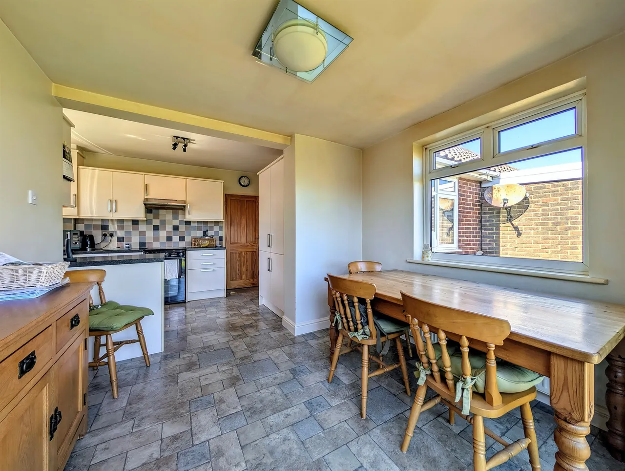 Meadow Road, Worthing, BN11, photo 5