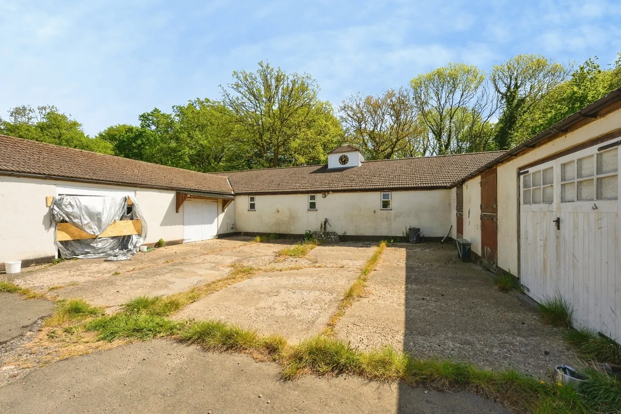 Golf Road, Kenley, CR8, photo 14