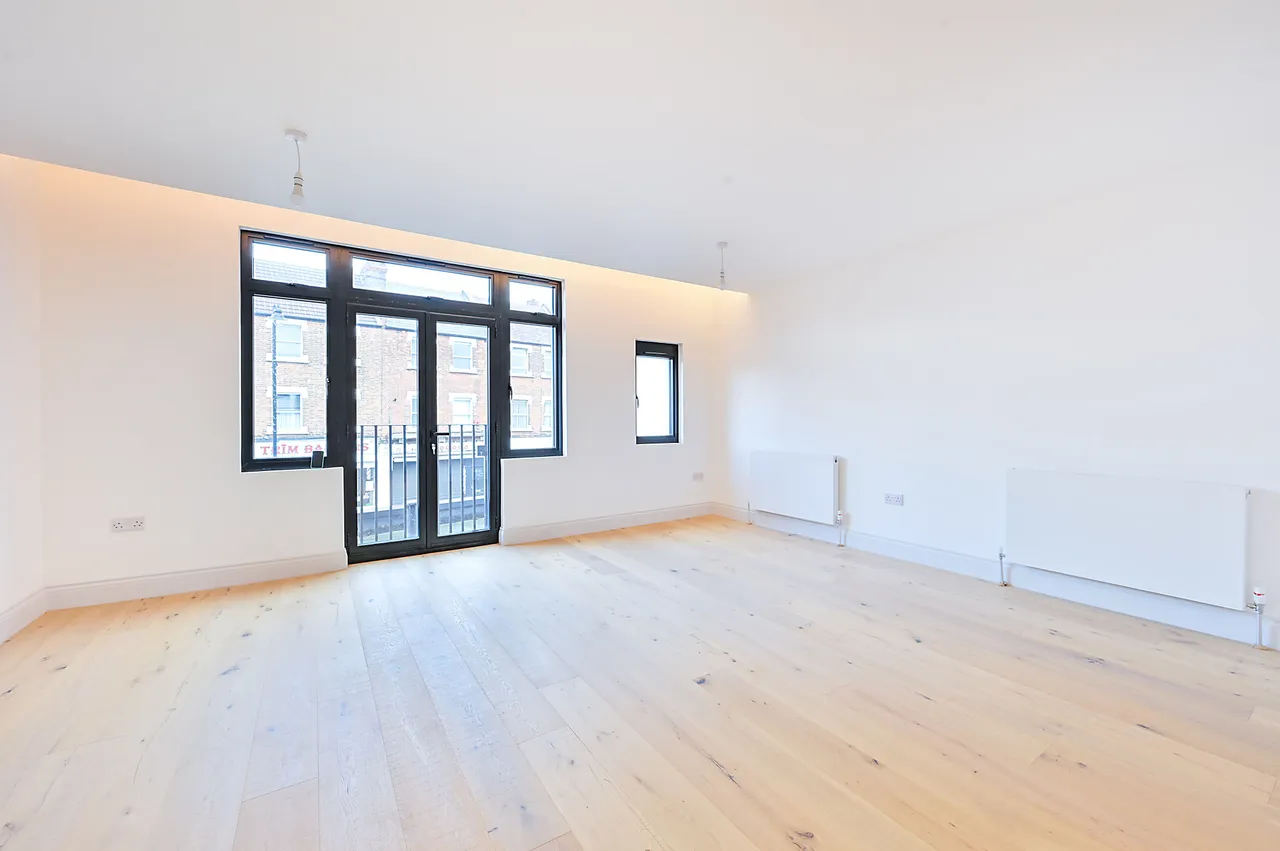 1 bed flat for sale — Flat 2, 76a Northfield Avenue, West Ealing
