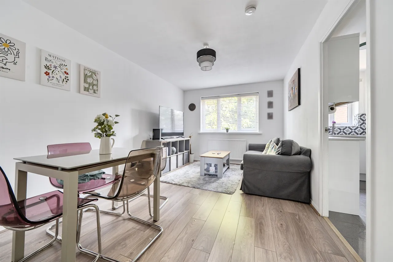 Gladbeck Way, Enfield, EN2, photo 2