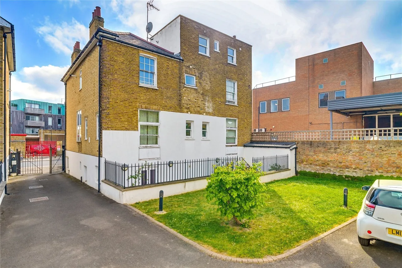 Balham Grove, London, SW12, photo 10