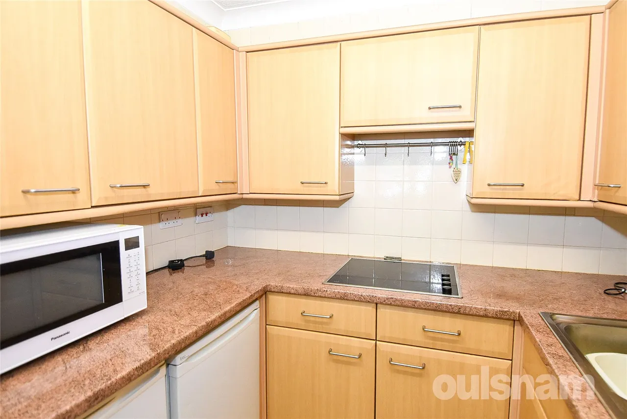 Alcester Road South, Kings Heath, Birmingham, West Midlands, B14 6DT, photo 6