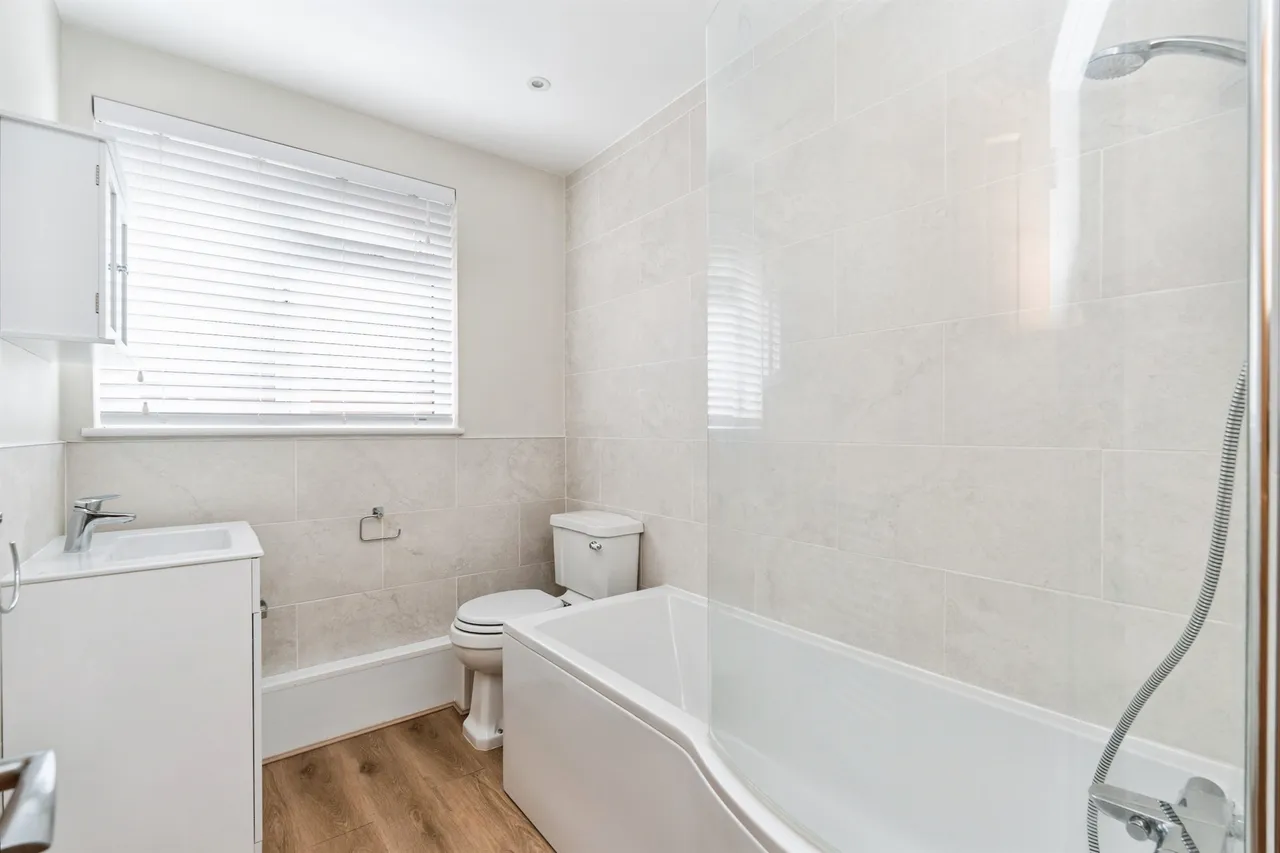 Water Lane, Totton, SO40, photo 14