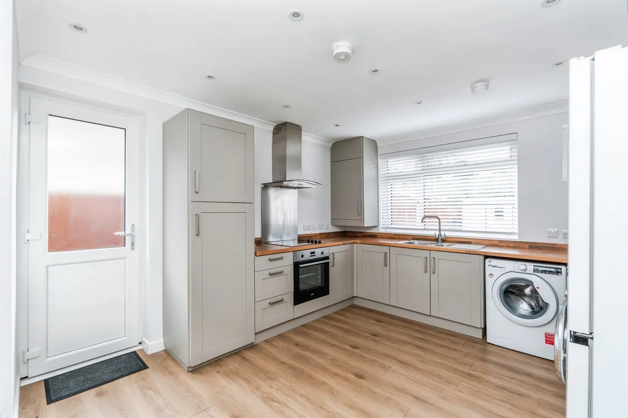Water Lane, Totton, SO40, photo 4