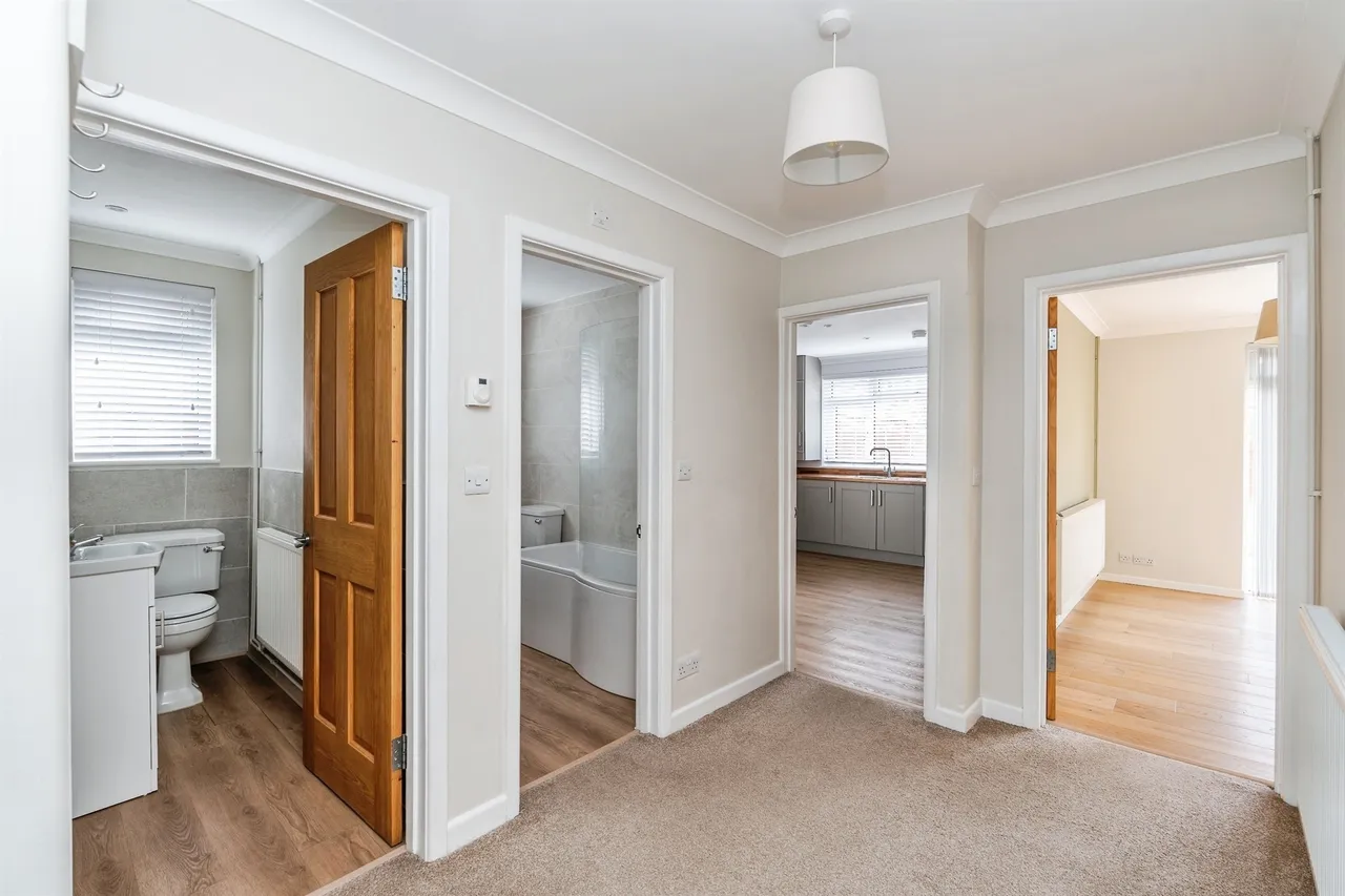 Water Lane, Totton, SO40, photo 12