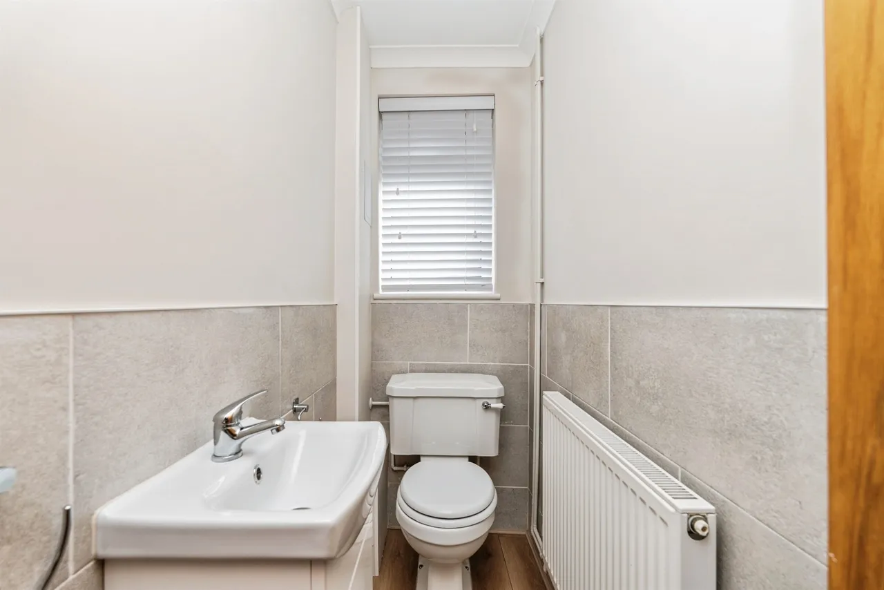 Water Lane, Totton, SO40, photo 13