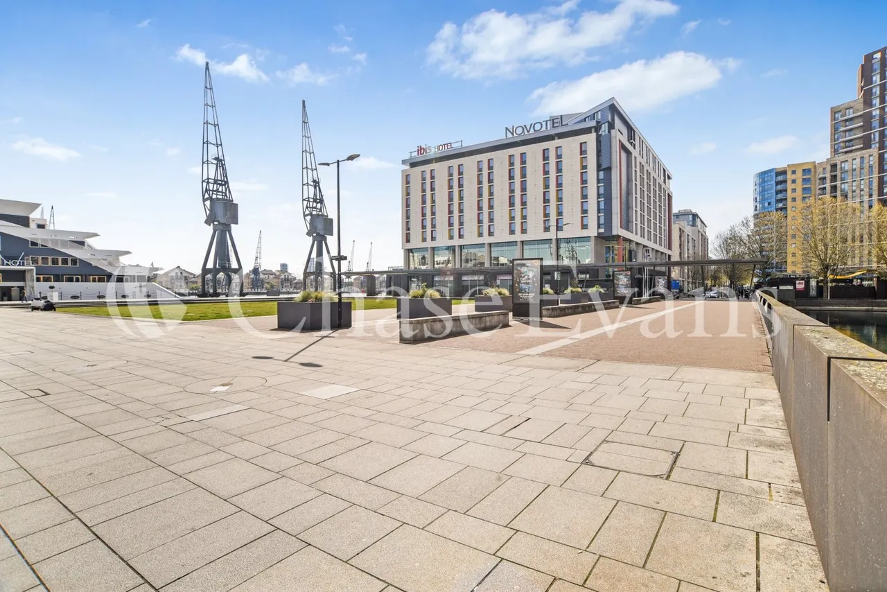 Eden Place, Royal Docks, E16, photo 17