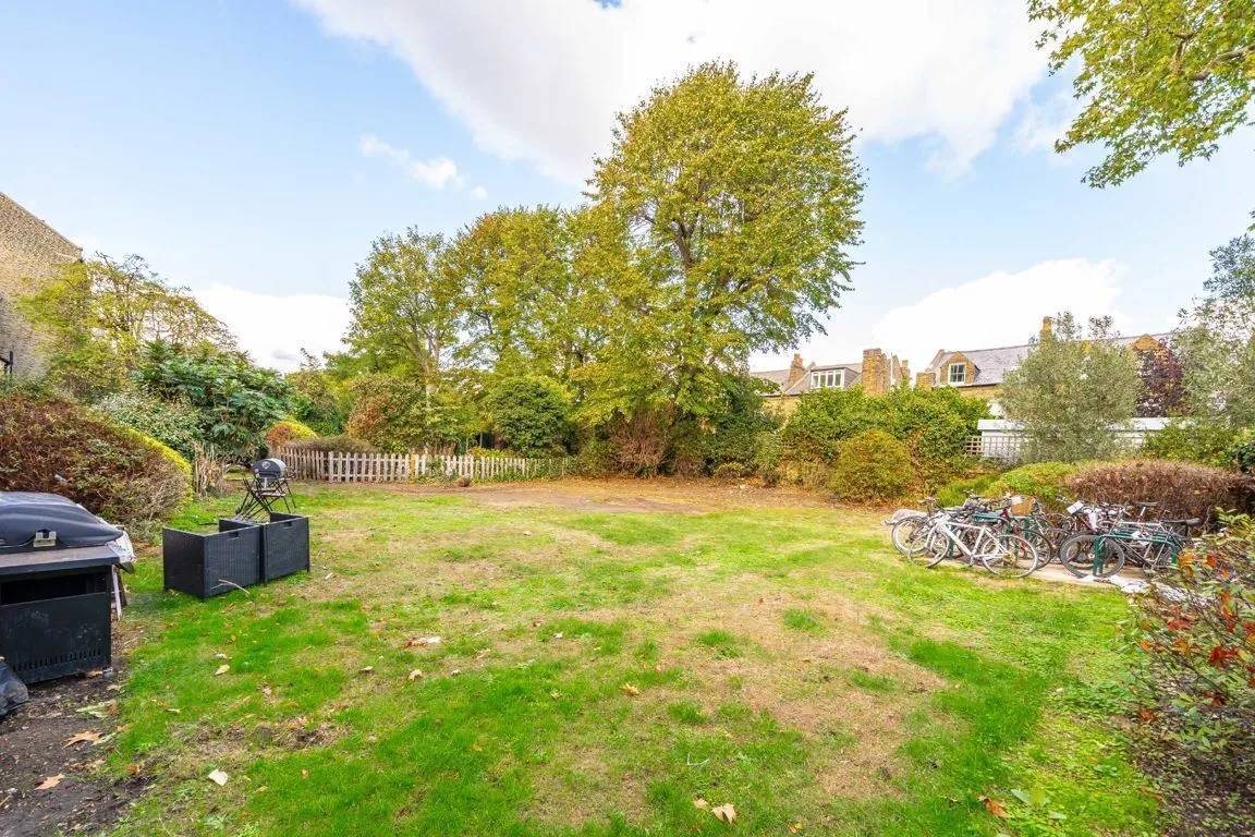 Gauden Road, SW4, photo 7