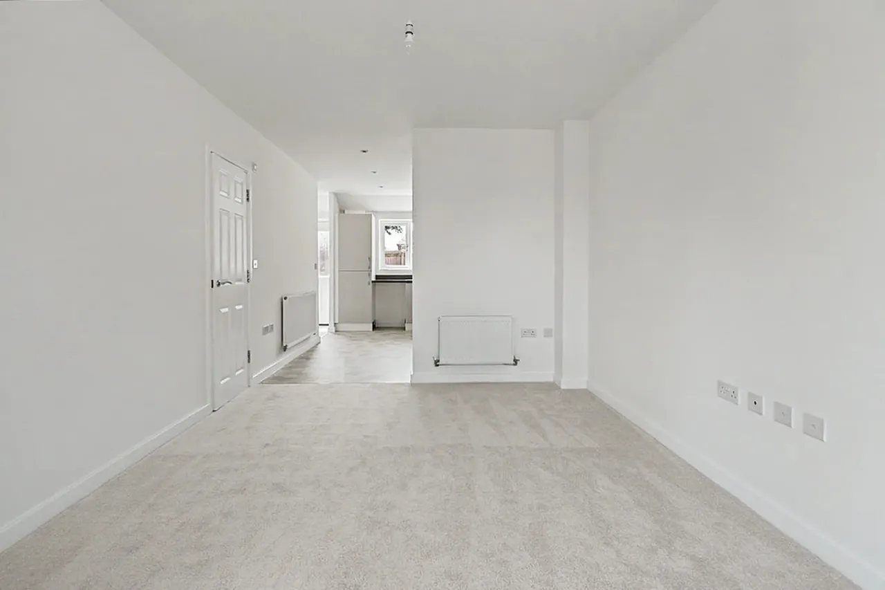 Philip Taylor Drive, Crewe, photo 7