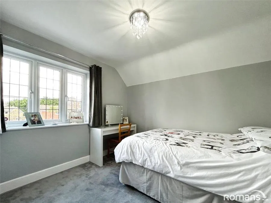 Coronation Road, Yateley, GU46, photo 21