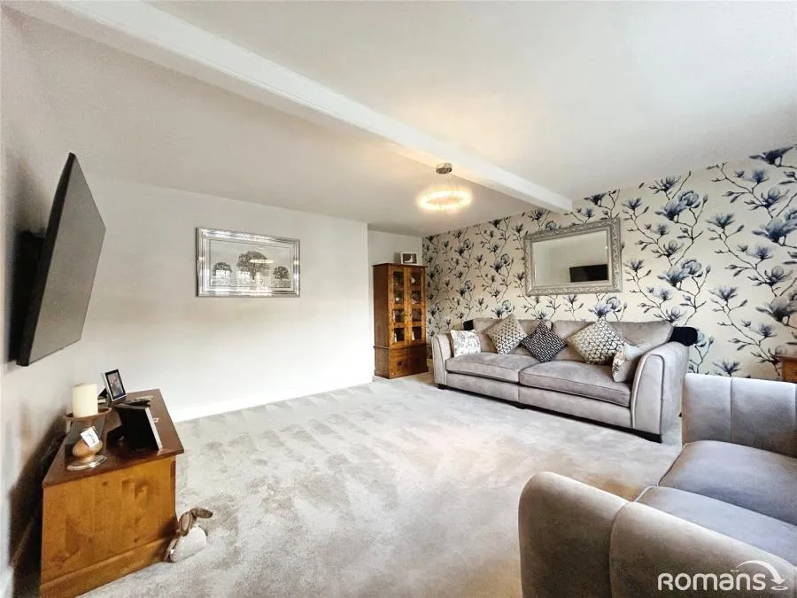 Coronation Road, Yateley, GU46, photo 6
