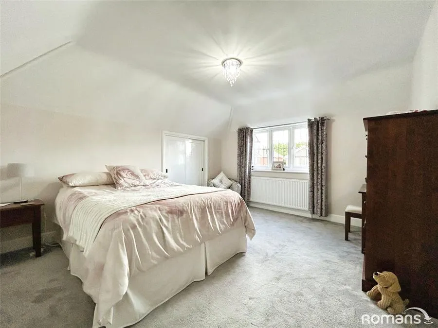 Coronation Road, Yateley, GU46, photo 19
