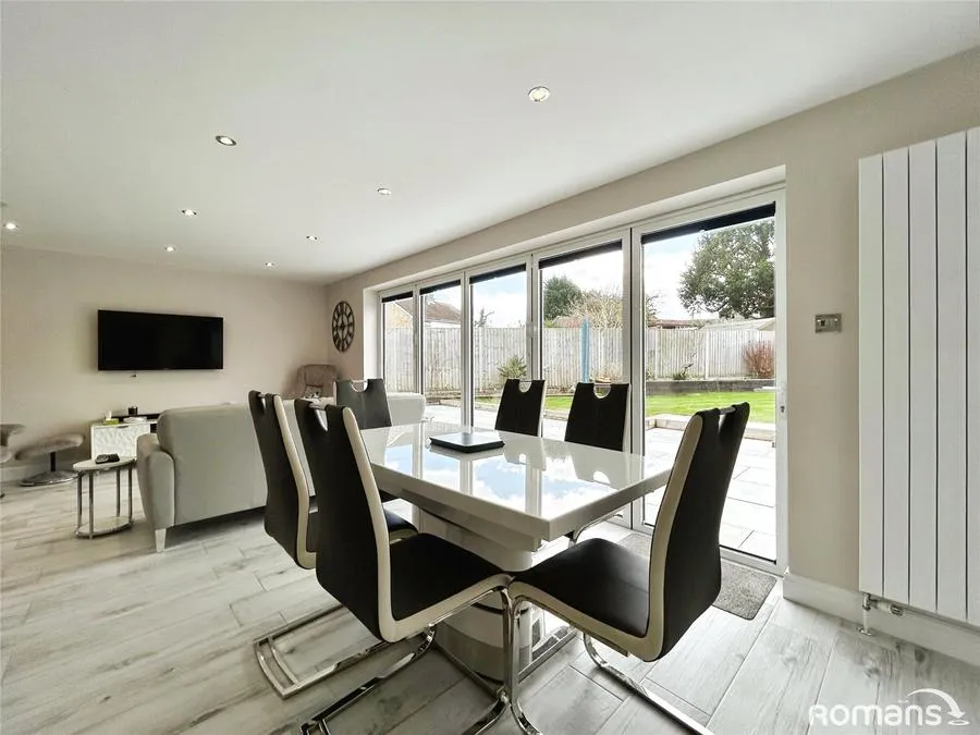 Coronation Road, Yateley, GU46, photo 14