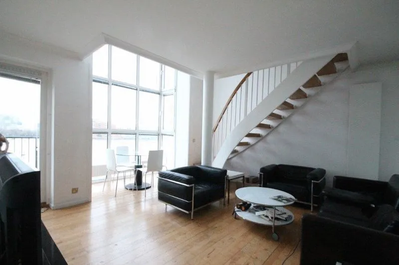 Queen of Denmark Court Surrey Quays, SE16, photo 4