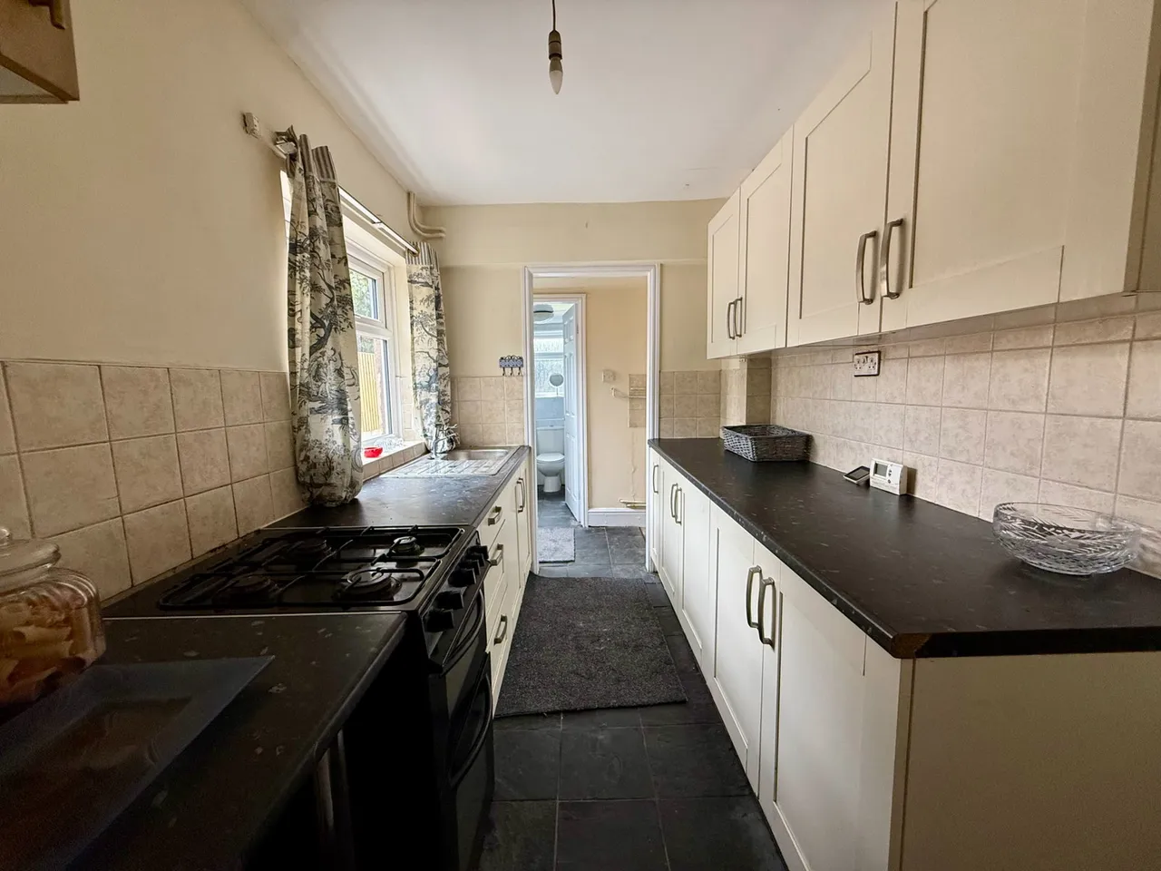 Parliament Street, Newhall, photo 6
