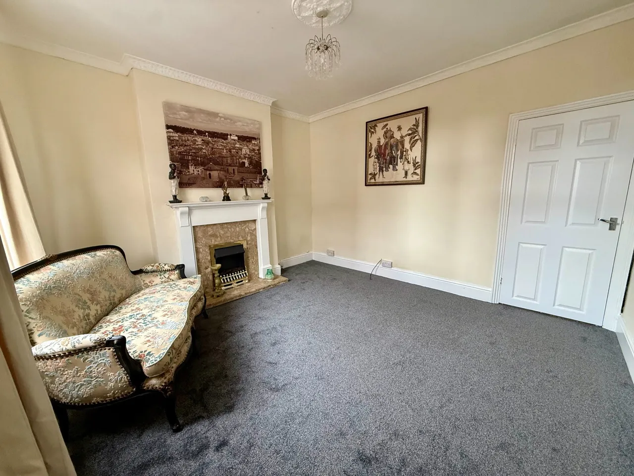 Parliament Street, Newhall, photo 2