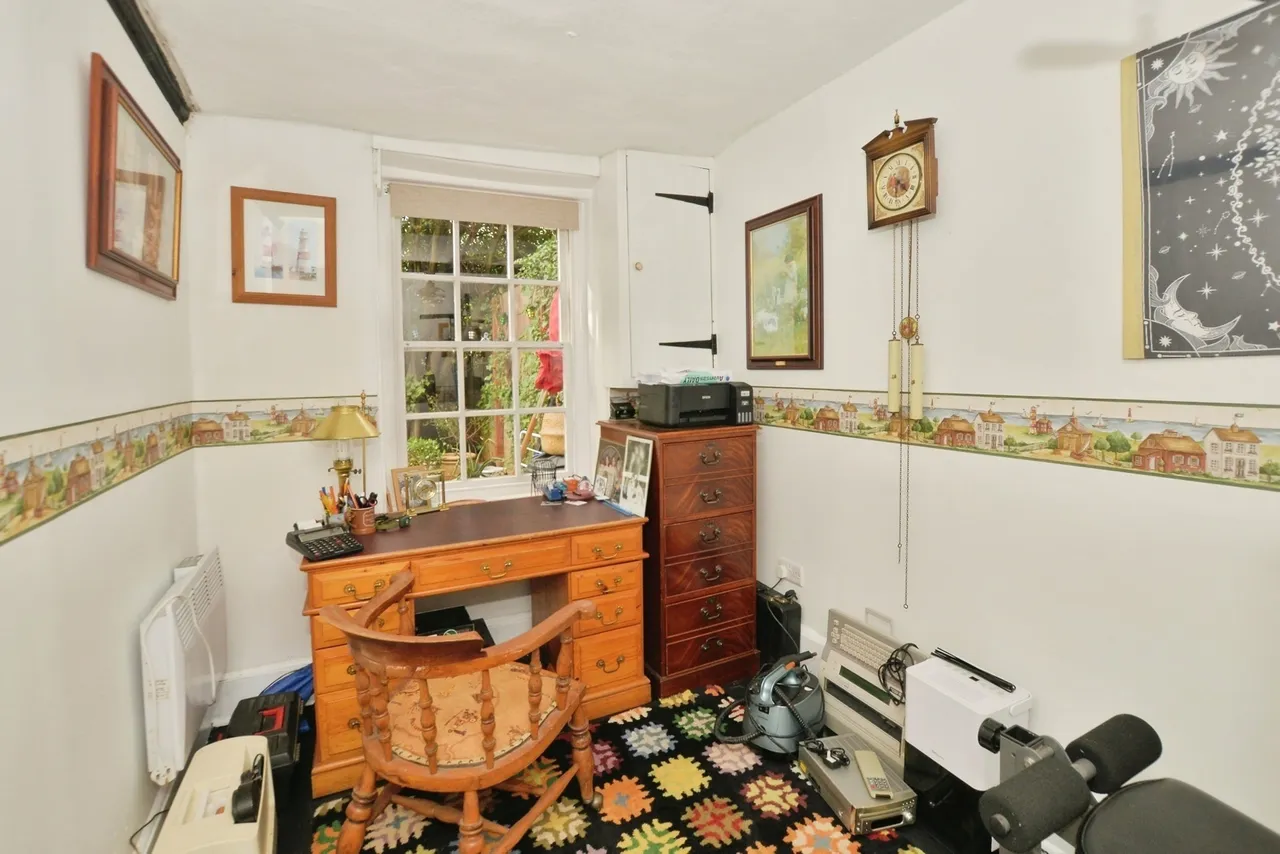 Station Road, Lydd, TN29, photo 4