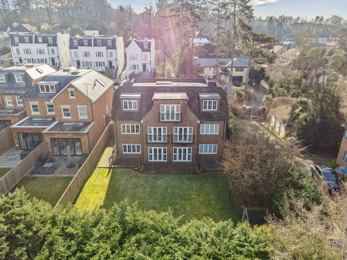 Oakshade Road, Oxshott, KT22, photo 21