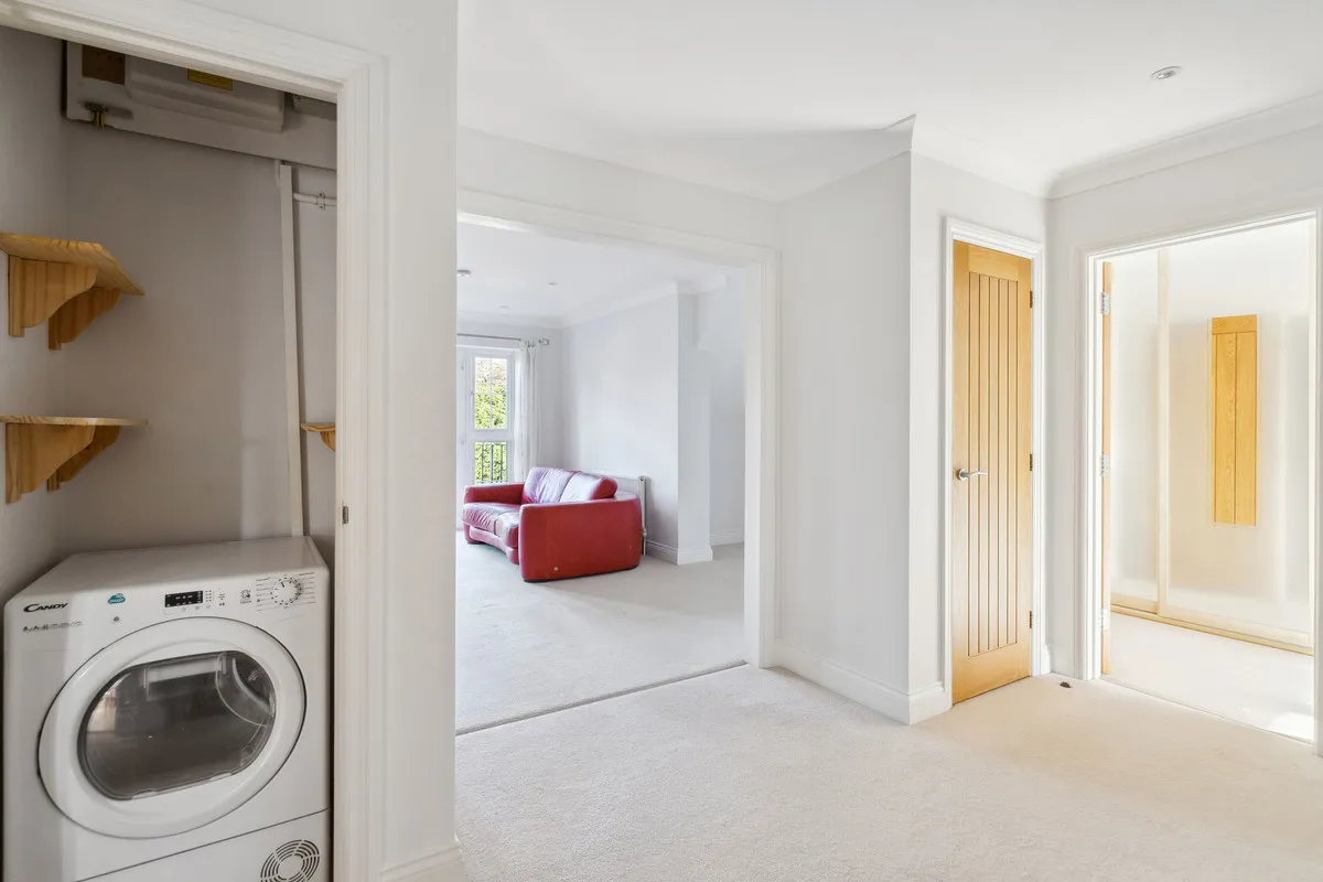 Oakshade Road, Oxshott, KT22, photo 12