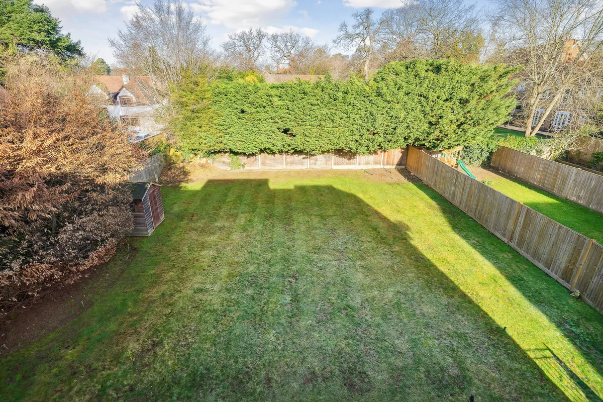 Oakshade Road, Oxshott, KT22, photo 8