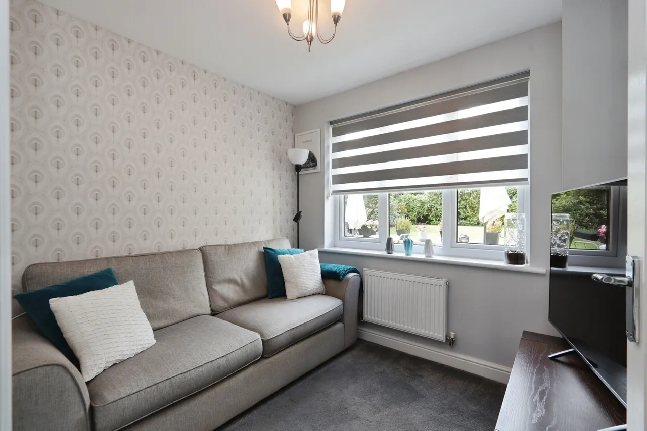 Oxclose Park Gardens, Halfway, Sheffield, South Yorkshire, S20, photo 17