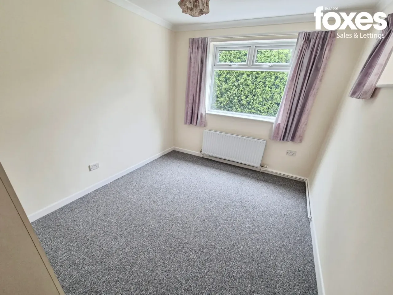 Christchurch Road, West Parley, BH22, photo 32