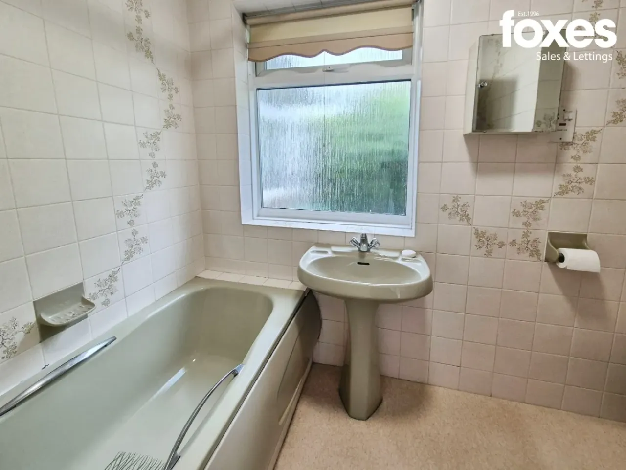 Christchurch Road, West Parley, BH22, photo 7