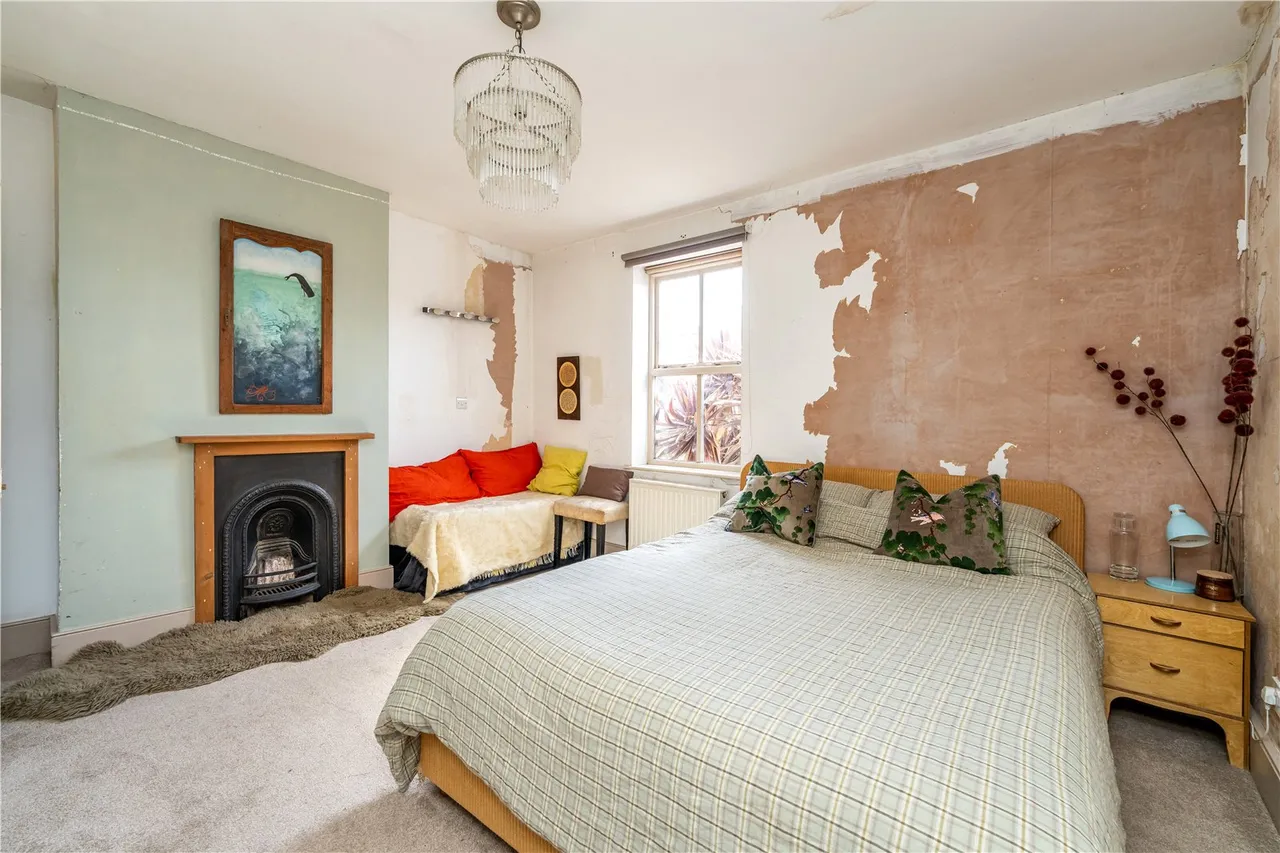 South Road, Hampton, TW12 3PE, photo 6