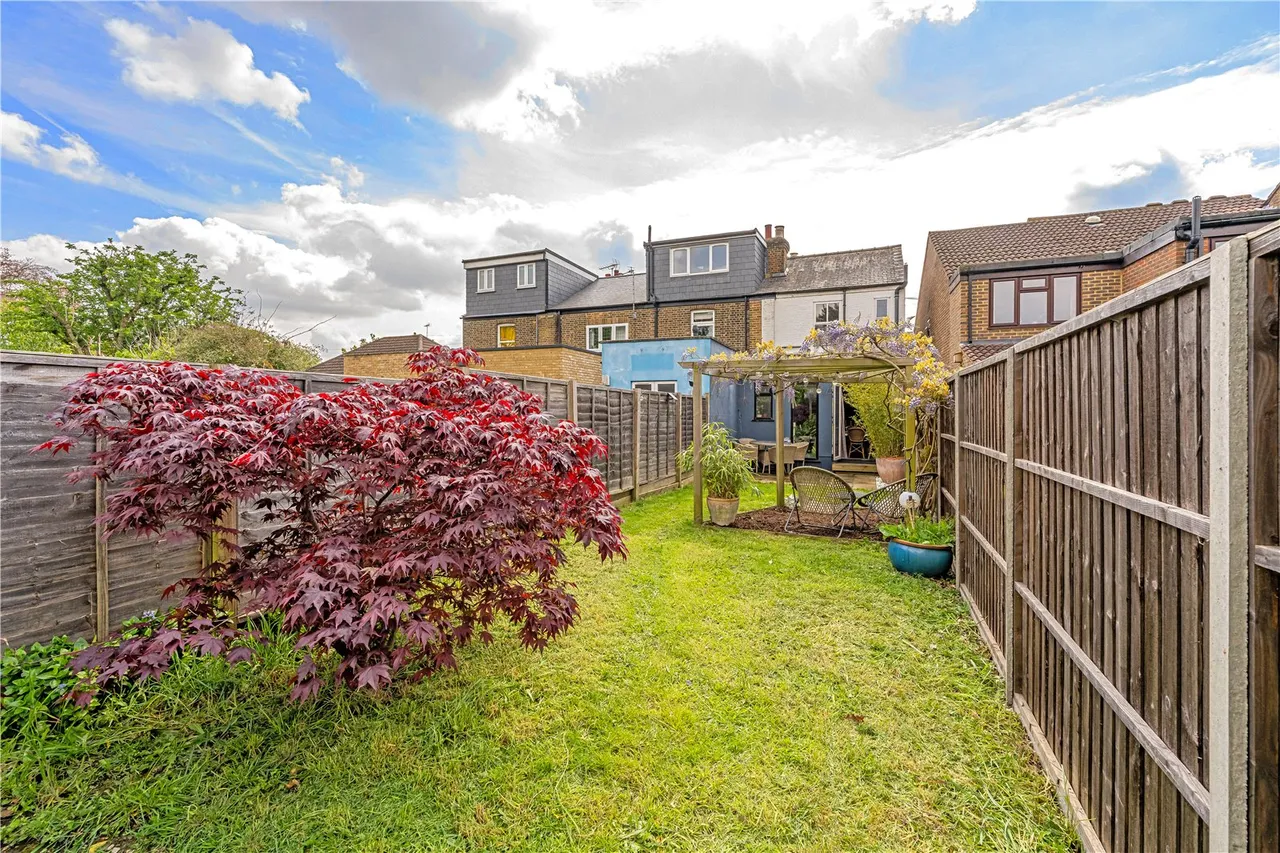 South Road, Hampton, TW12 3PE, photo 9