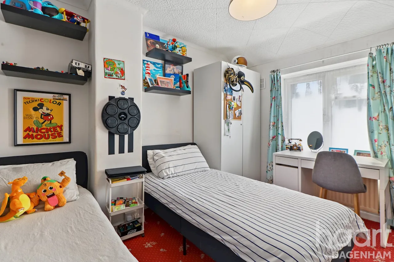 Neasham Road, Dagenham, RM8, photo 15